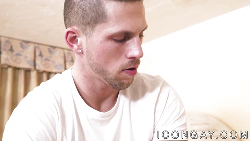 Young hunk feasts on cock before riding